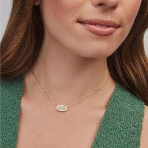 Kendra Scott Elisa Gold Pendant Necklace 15-17”